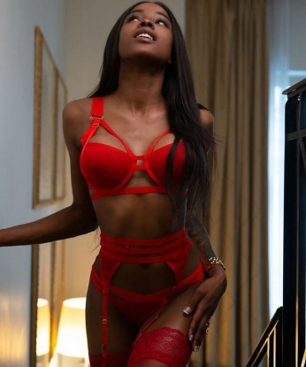 Со мной ты попадешь в мир наслаждения и настоящего удовольствия. Приглашаю вас провести незабываемое время в Москве. Я опытная и нежная индивидуалка, готовая сделать все для твоей полной релаксации. У меня есть фото и отзывы, чтобы ты убедился в моей привлекательности и профессионализме. Позвони мне и ты не пожалеешь! 💋 3049, 19 лет